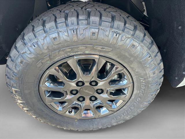 New 2025 Toyota Tundra SR5 w/ SR5 Convenience Package AWD/4WD image 11