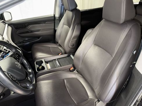 Used 2019 Honda Odyssey Elite image 17