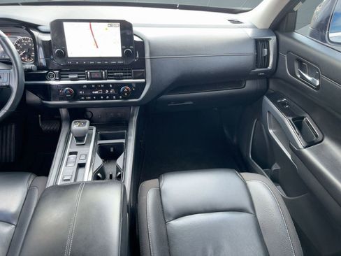 Used 2023 Nissan Pathfinder SL w/ Lighting Package (N92) image 27