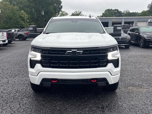Used 2024 Chevrolet Silverado 1500 RST w/ Redline Edition AWD/4WD image 2