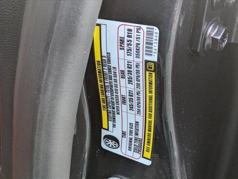 Used 2023 Maserati Ghibli Trofeo image 24