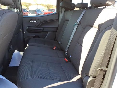 Used 2025 Chevrolet Colorado LT w/ Advanced Trailering Package image 10