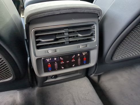 New 2026 Audi RS Q8 performance image 15