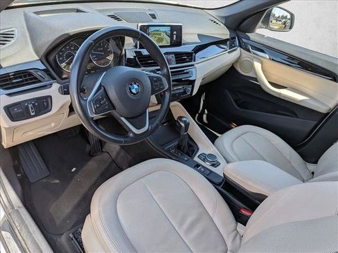 Used 2017 BMW X1 xDrive28i AWD/4WD image 10
