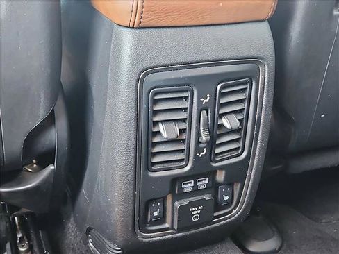 Used 2015 Jeep Grand Cherokee Summit w/ Platinum Series Group RWD image 30