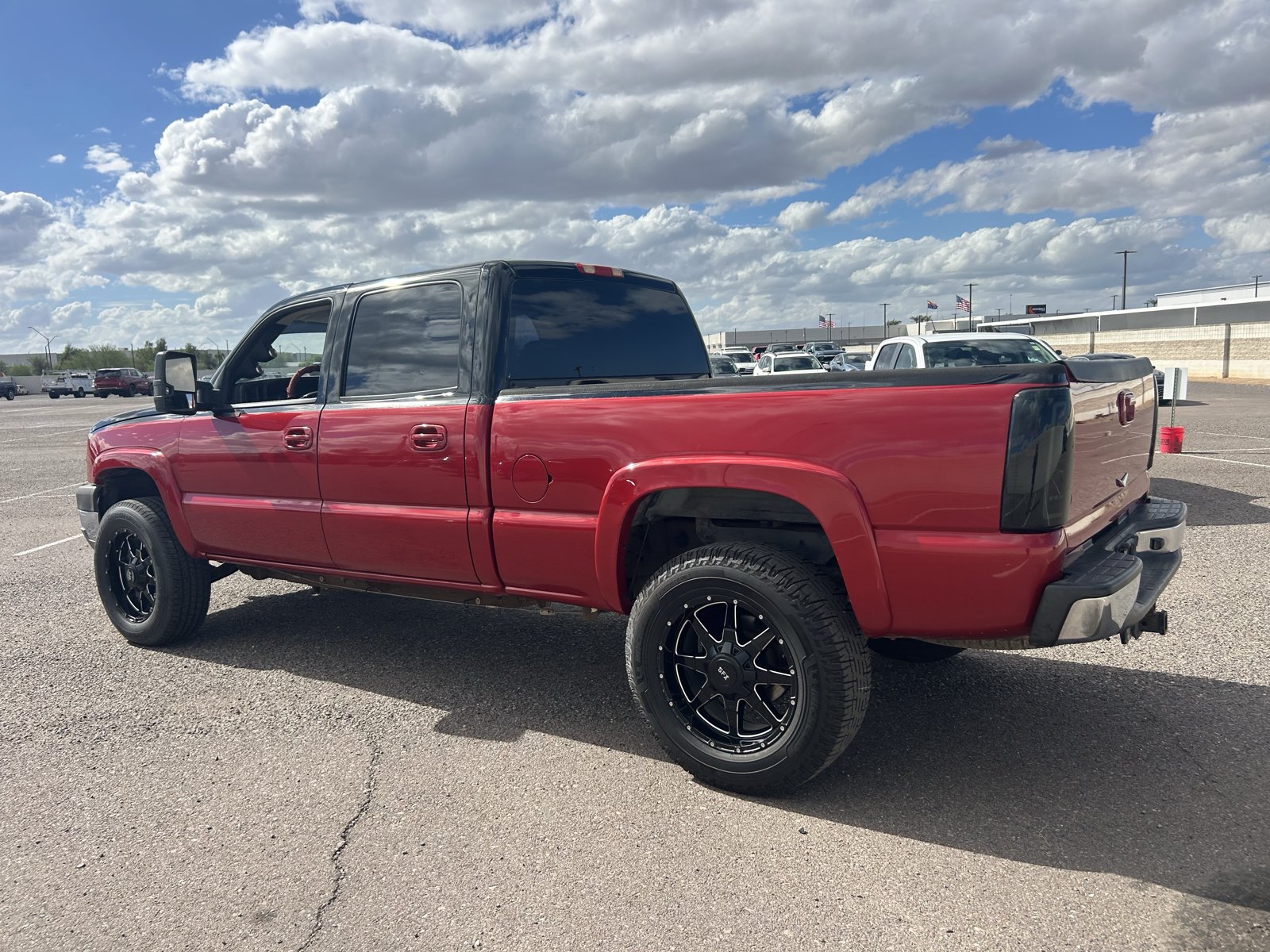 Used 2005 Chevrolet Silverado 2500 LS w/ Heavy-Duty Power Package RWD image 3