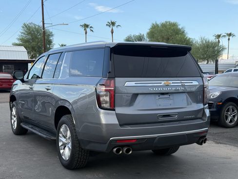 Used 2021 Chevrolet Suburban Premier w/ Premium Package image 7