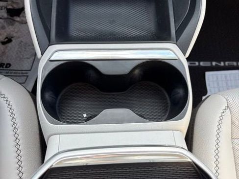 New 2026 GMC Terrain Denali image 25