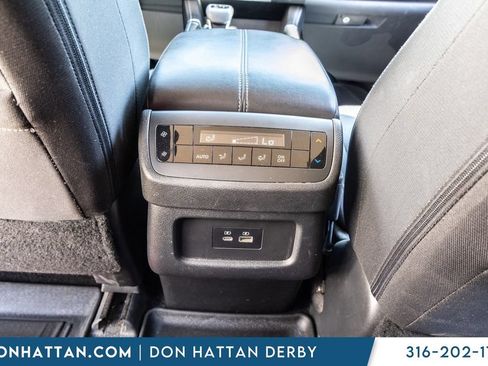 Used 2023 Nissan Pathfinder SV AWD/4WD image 22