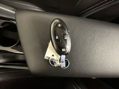 Used 2025 Hyundai Elantra N FWD image 21