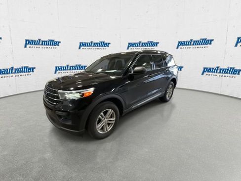 Used 2021 Ford Explorer XLT w/ Class III Trailer Tow Package AWD/4WD image 5
