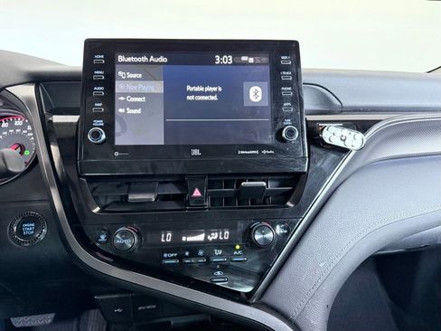 Used 2022 Toyota Camry XSE w/ Navigation Package image 19