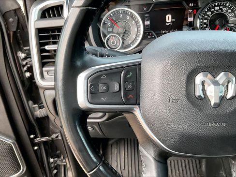 Used 2023 RAM 1500 Laramie AWD/4WD image 23