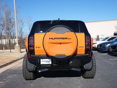 Used 2024 GMC Hummer EV 3X w/ LPO, Illumination Package image 39