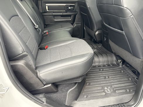 Used 2018 RAM 2500 Big Horn w/ Sport Appearance Group image 16