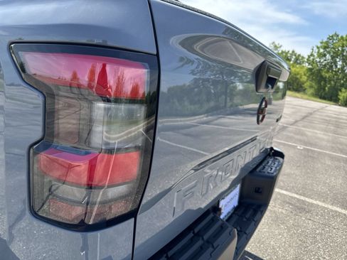 Used 2023 Nissan Frontier PRO-4X w/ Tow Package AWD/4WD image 27