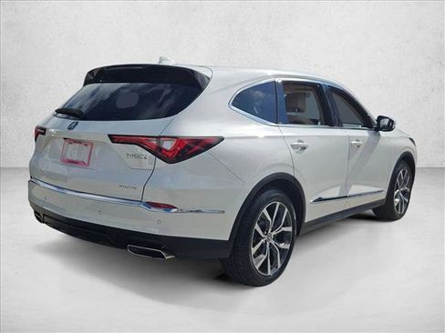Used 2022 Acura MDX SH-AWD w/ Technology Package image 5