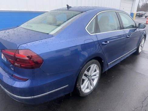 Used 2017 Volkswagen Passat 1.8T SE image 7