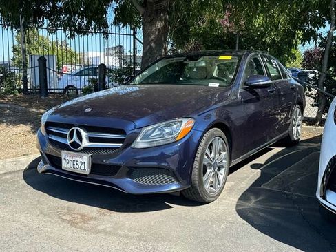 Used 2016 Mercedes-Benz C 300 Sedan image 2