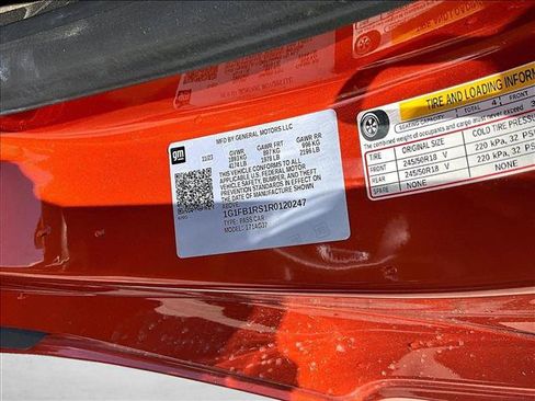 Certified 2024 Chevrolet Camaro LT RWD image 30