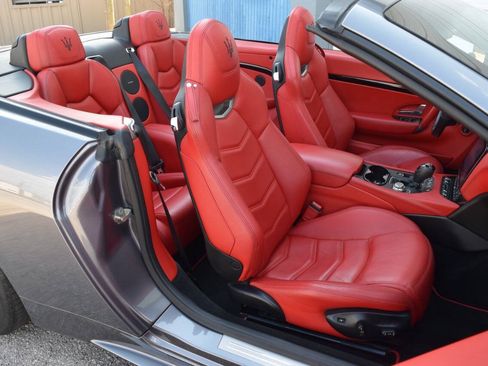 Used 2019 Maserati GranTurismo Sport RWD image 58