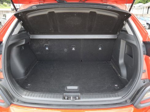 Used 2020 Hyundai Kona SEL FWD image 6