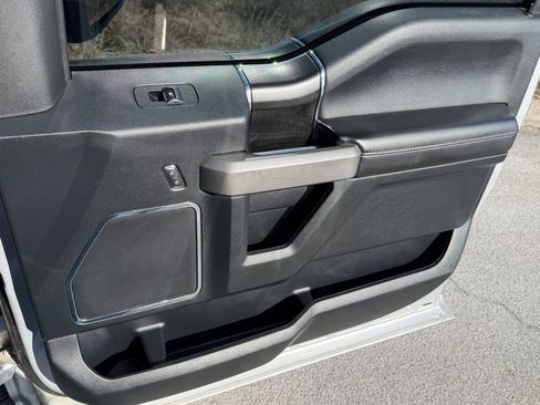 Used 2019 Ford F150 Platinum image 20