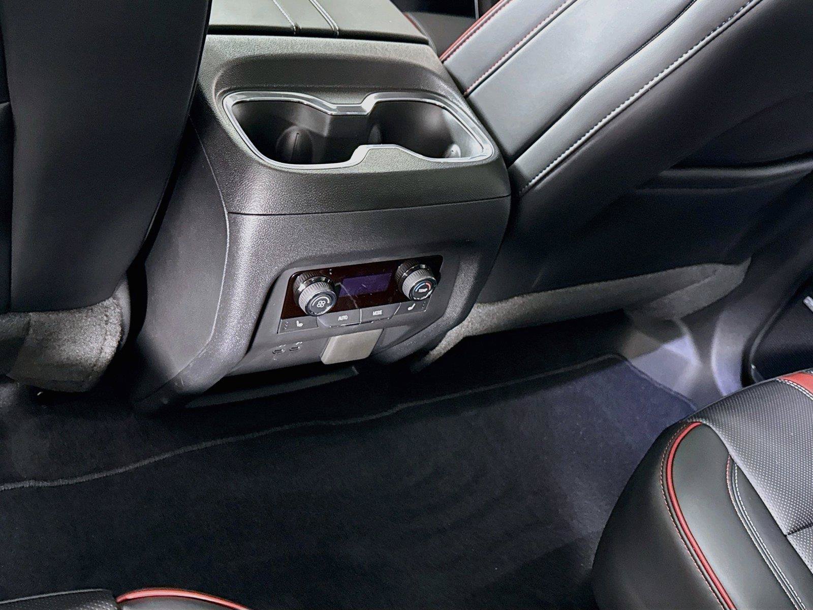 New 2027 Chevrolet Traverse RS AWD/4WD image 20