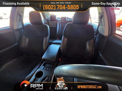 Used 2017 Toyota Camry XSE w/ Moonroof Package image 7