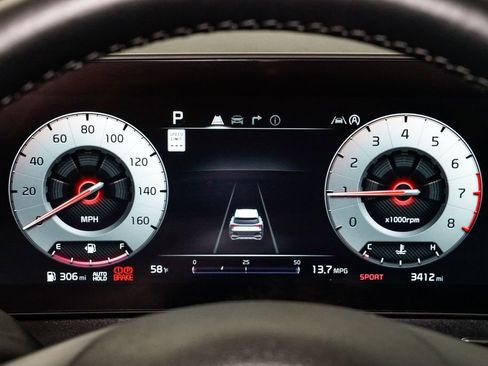 Certified 2025 Kia Sportage SX FWD image 15