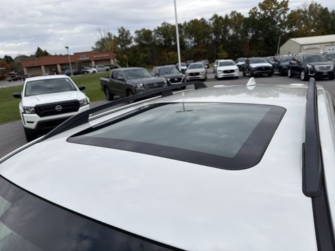 Used 2019 Subaru Forester Premium image 9