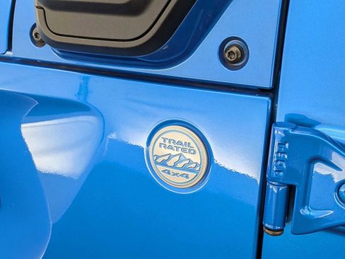 Used 2023 Jeep Wrangler Sahara w/ Cold Weather Group image 12