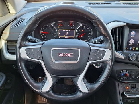 Used 2019 GMC Terrain SLT w/ Preferred Package image 16