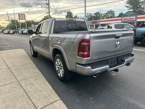 Used 2022 RAM 1500 Limited w/ Body Color Bumper Group AWD/4WD image 7