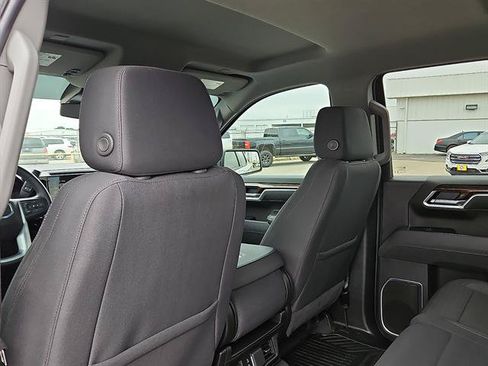 Used 2025 GMC Sierra 1500 Elevation RWD image 9
