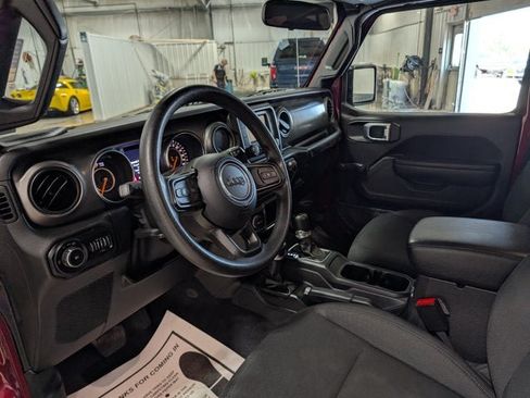 Used 2021 Jeep Wrangler Unlimited Sport AWD/4WD image 15