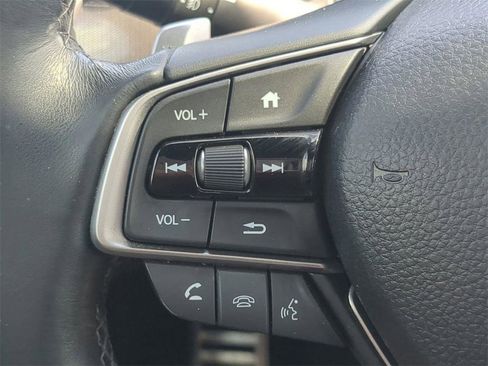 Used 2018 Honda Accord Sport image 23