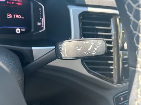 Used 2023 Volkswagen Atlas SE w/ Black Wheel Package image 23