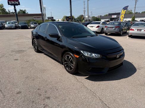 Used 2017 Honda Civic LX image 4