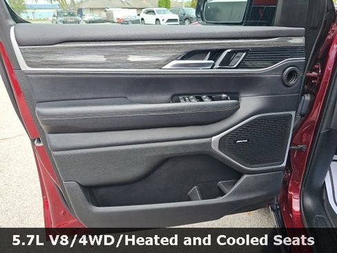 Used 2022 Jeep Wagoneer Series II image 13