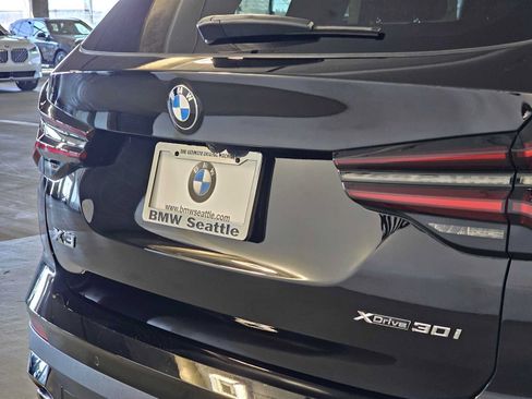 Used 2023 BMW X3 xDrive30i w/ Premium Package AWD/4WD image 7