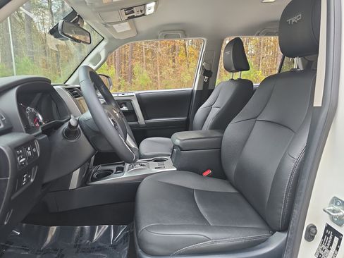 Used 2022 Toyota 4Runner TRD Sport image 14