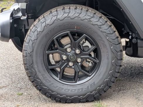 New 2026 Jeep Wrangler Unlimited Sport AWD/4WD image 26