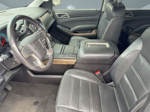 Used 2018 GMC Yukon Denali image 5