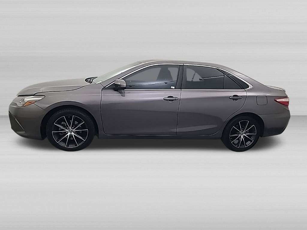 Used 2015 Toyota Camry XSE FWD image 7