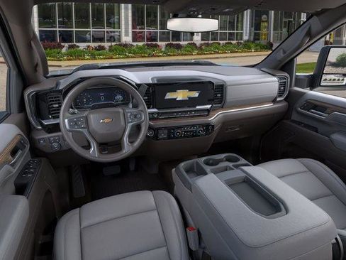 New 2026 Chevrolet Silverado 3500 LT AWD/4WD image 15