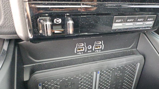 Used 2026 RAM 3500 Laramie AWD/4WD image 13