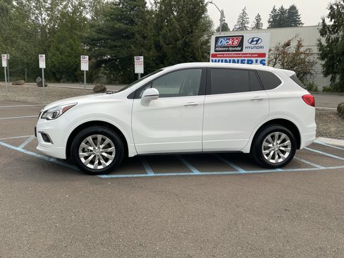 Used 2017 Buick Envision Essence AWD/4WD image 2