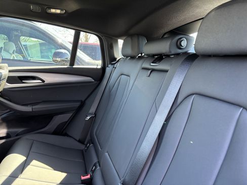 Used 2021 BMW X4 xDrive30i w/ Premium Package image 32