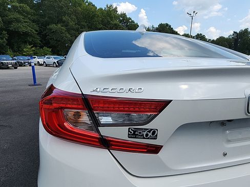 Used 2019 Honda Accord EX-L image 13